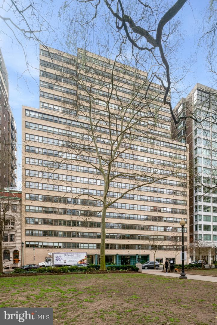 1806 Rittenhouse Square #606 photo 19
