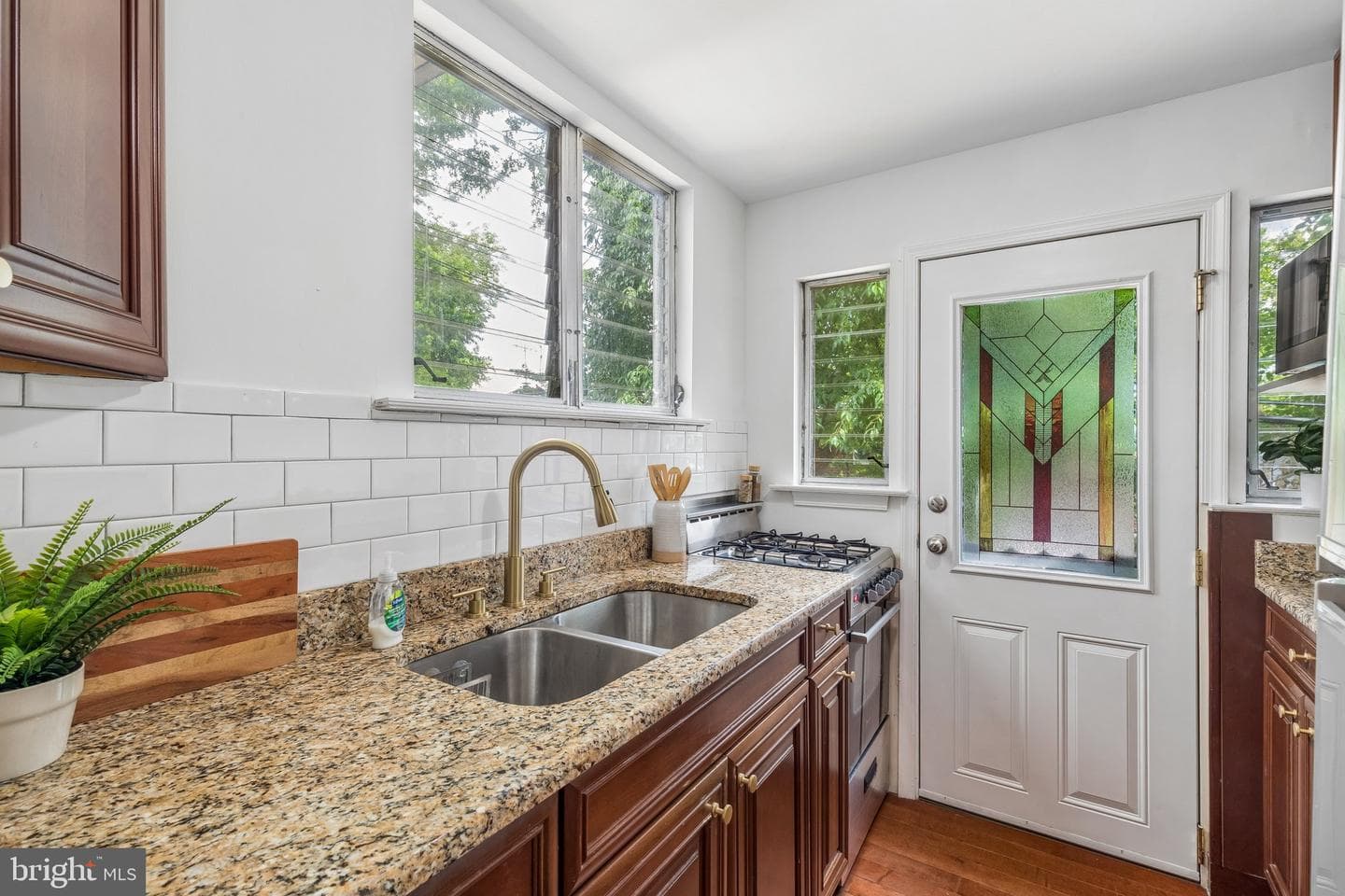 3468 Tilden Street photo 11