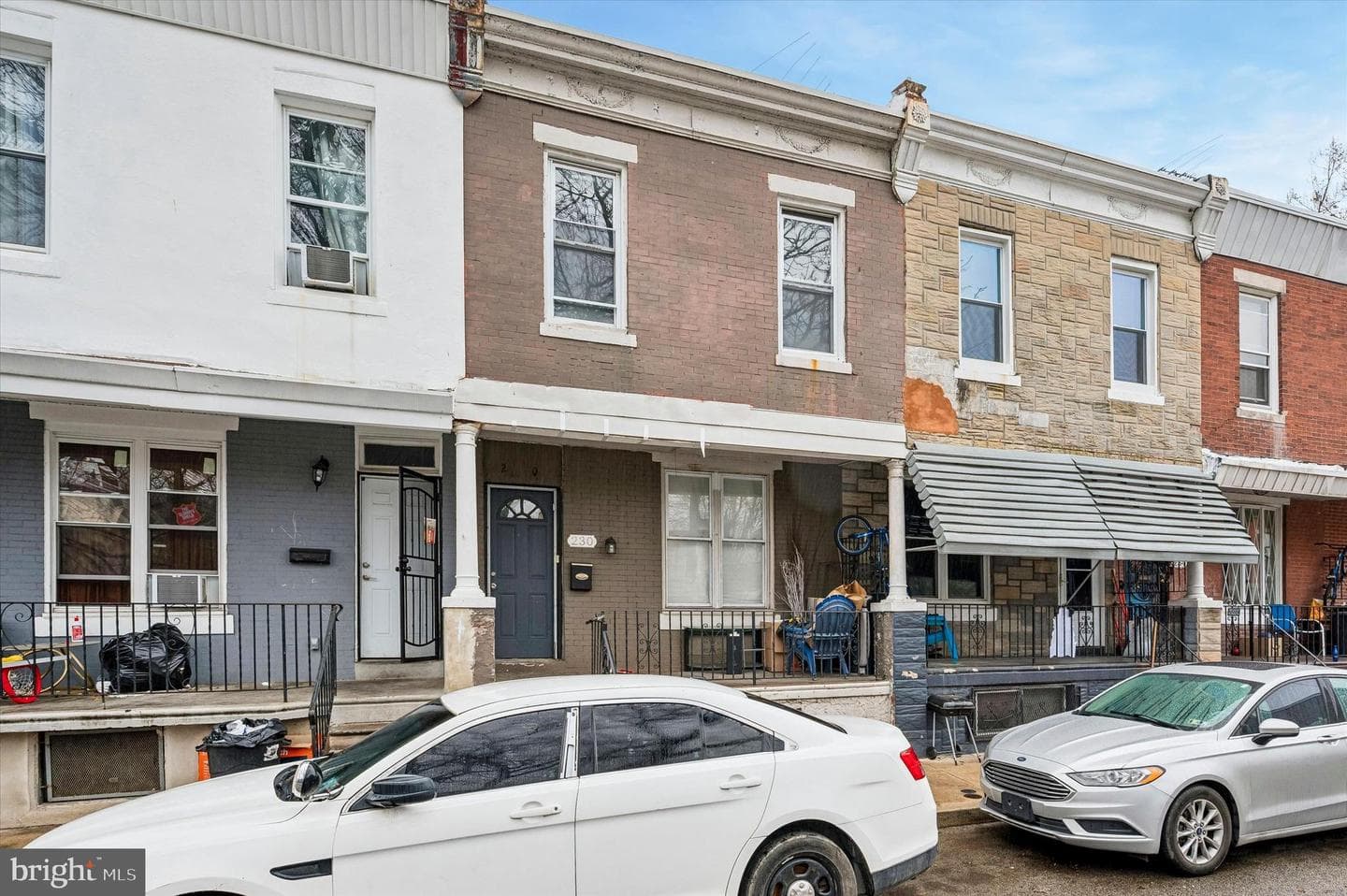 230 N Horton Street photo 2