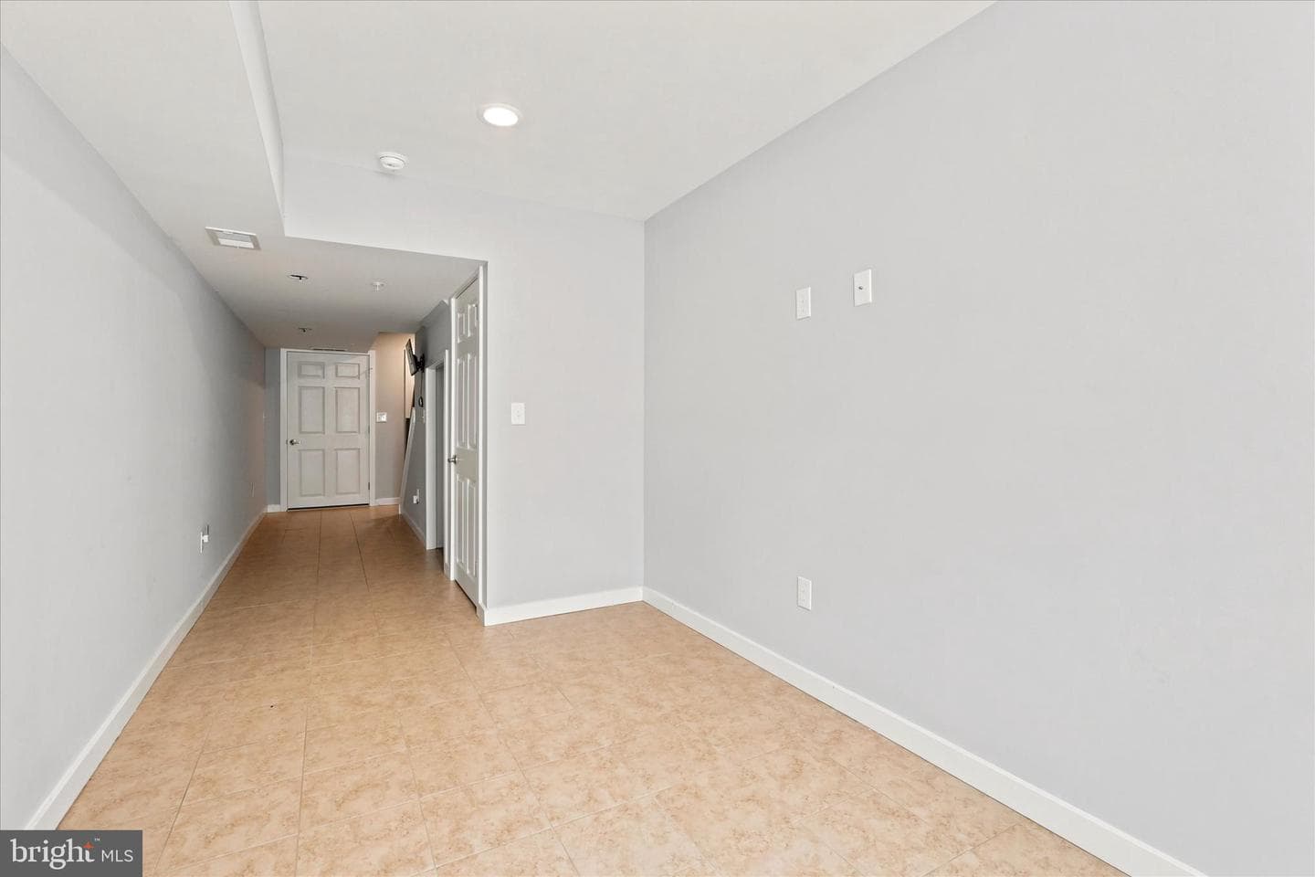2044 N 5th Street photo 17