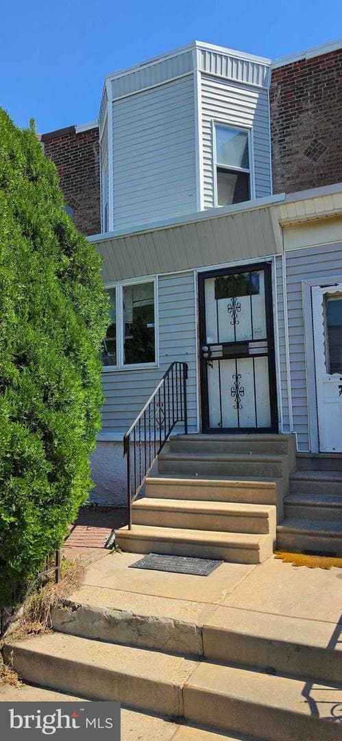 2641 S 68th Street, Philadelphia
