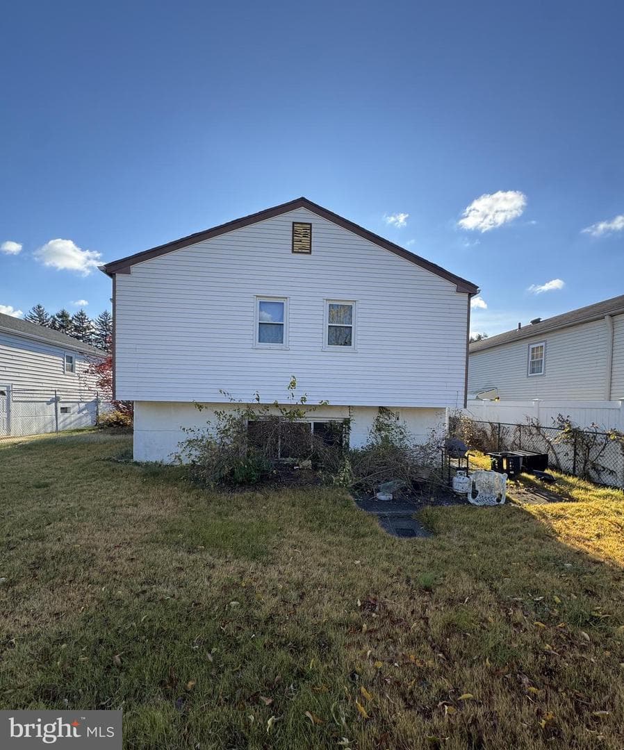 8870 Alton Street photo 4