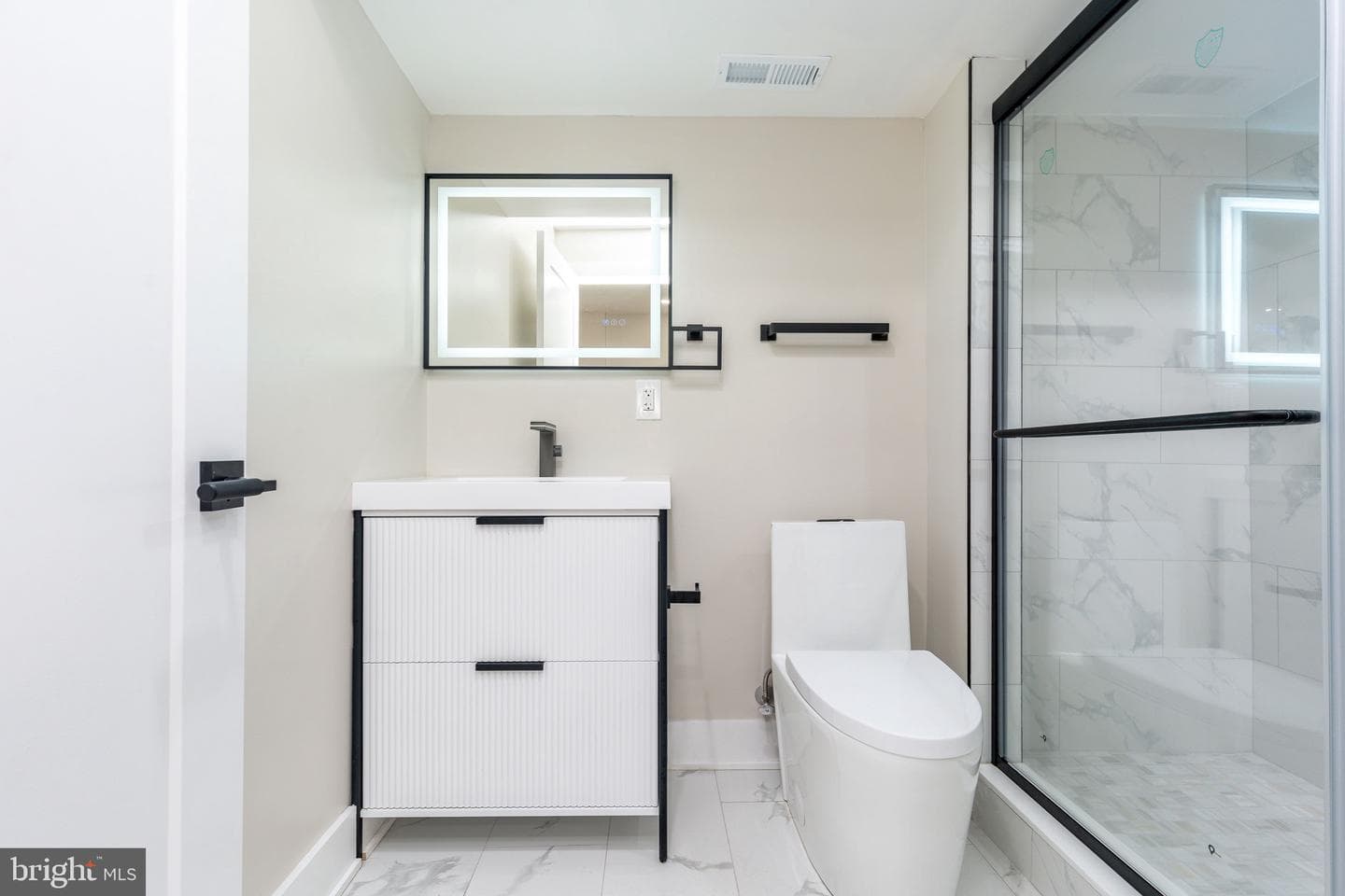 2641 Martha Street photo 18