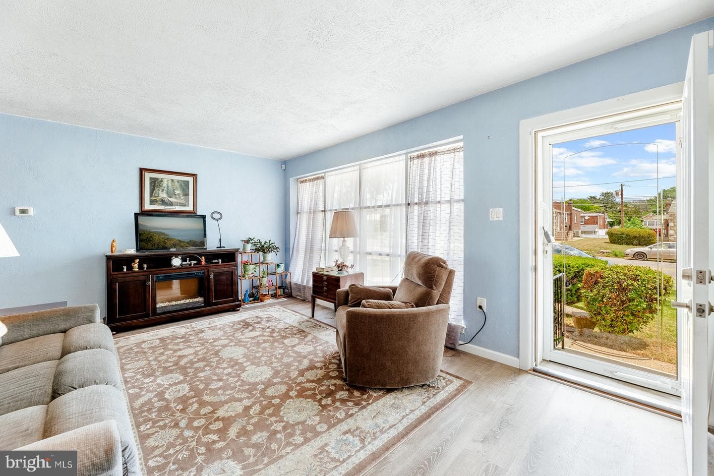 3118 Welsh Road photo 6