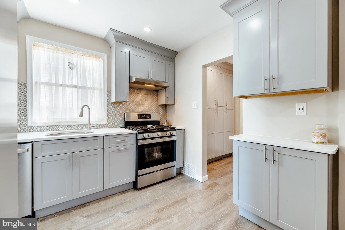 3118 Welsh Road photo 9