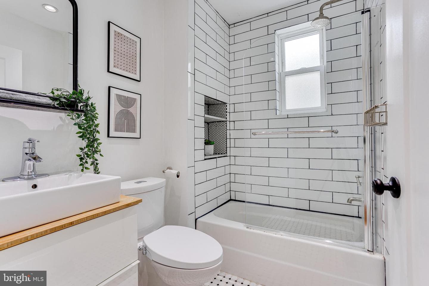 2417 S Mole Street photo 18