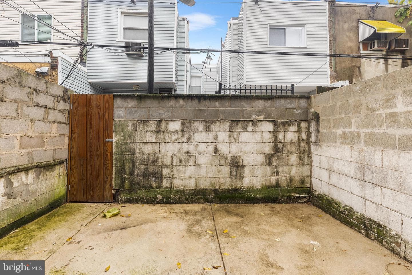 2032 S Beechwood Street photo 16