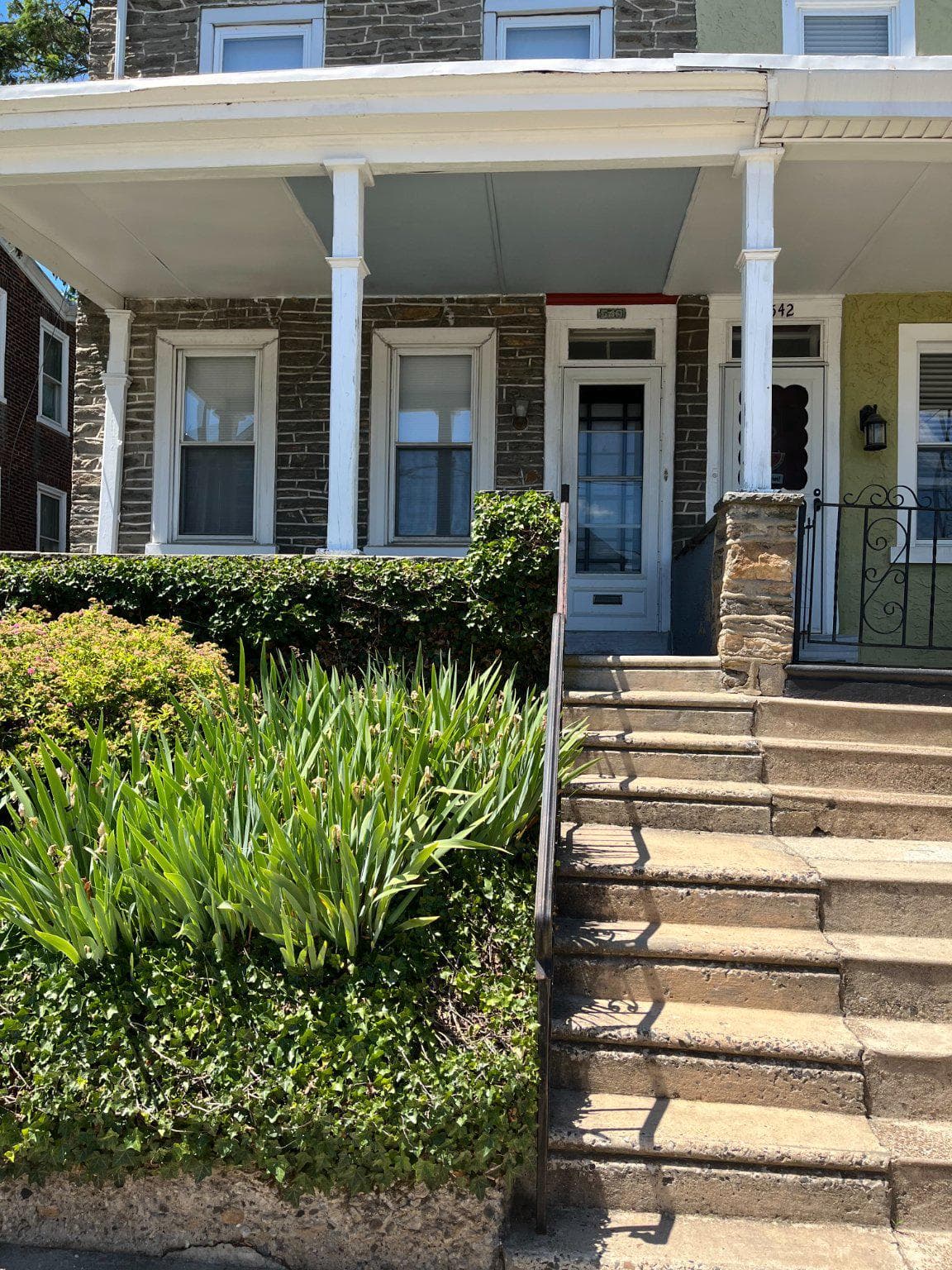 540 Dupont Street photo 4
