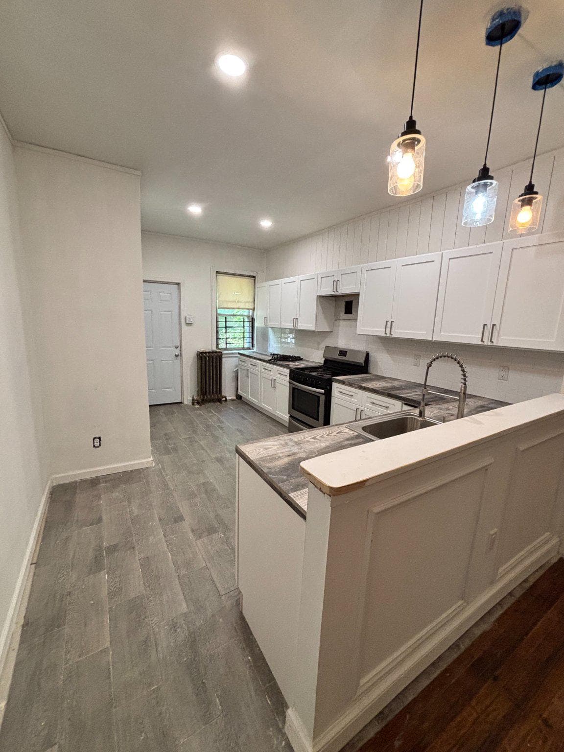 5829 Lansdowne Avenue photo 6