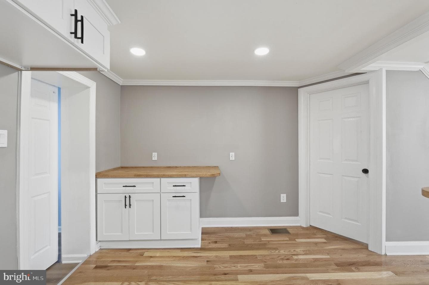 3547 Miller Street photo 15