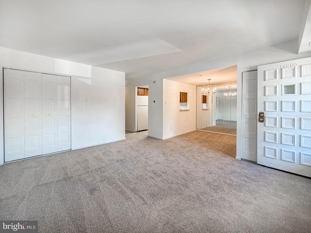 17205 Delaire Landing Road #205 photo 6