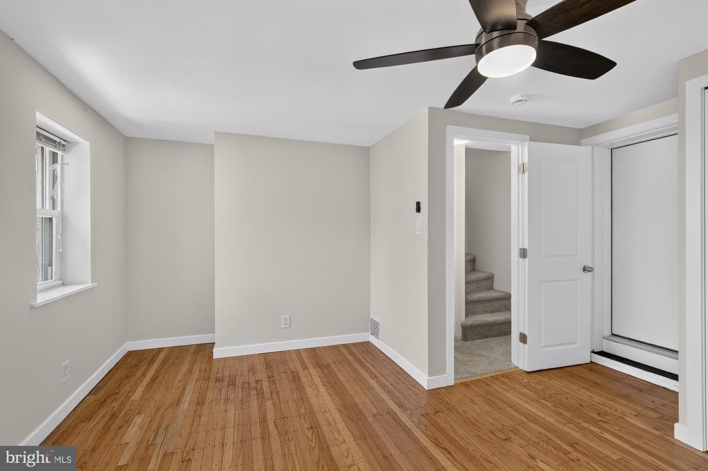 608 Clymer St photo 20