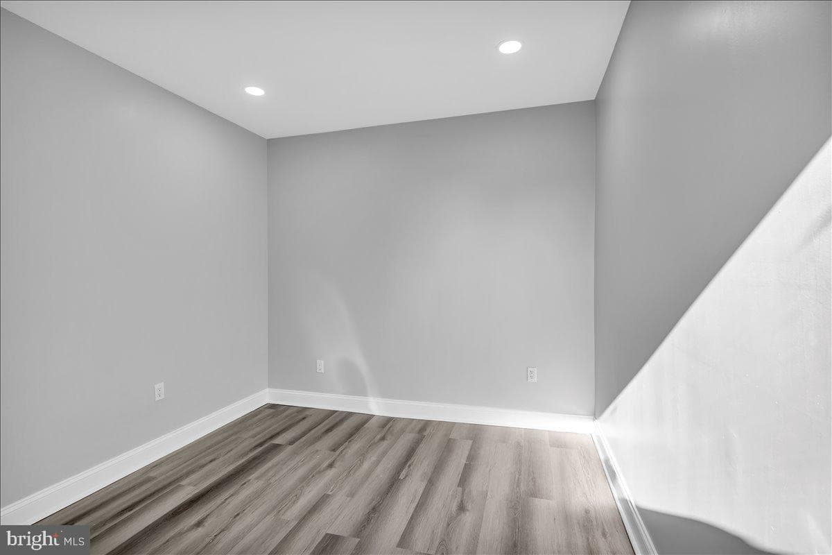 119 S Redfield Street photo 16