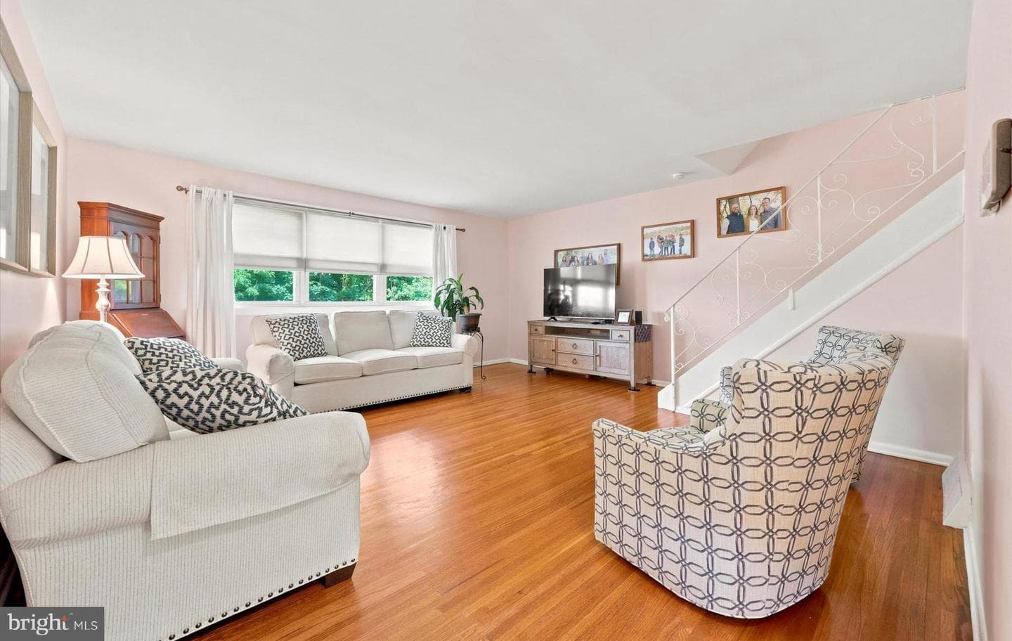7520 Valley Avenue photo 3