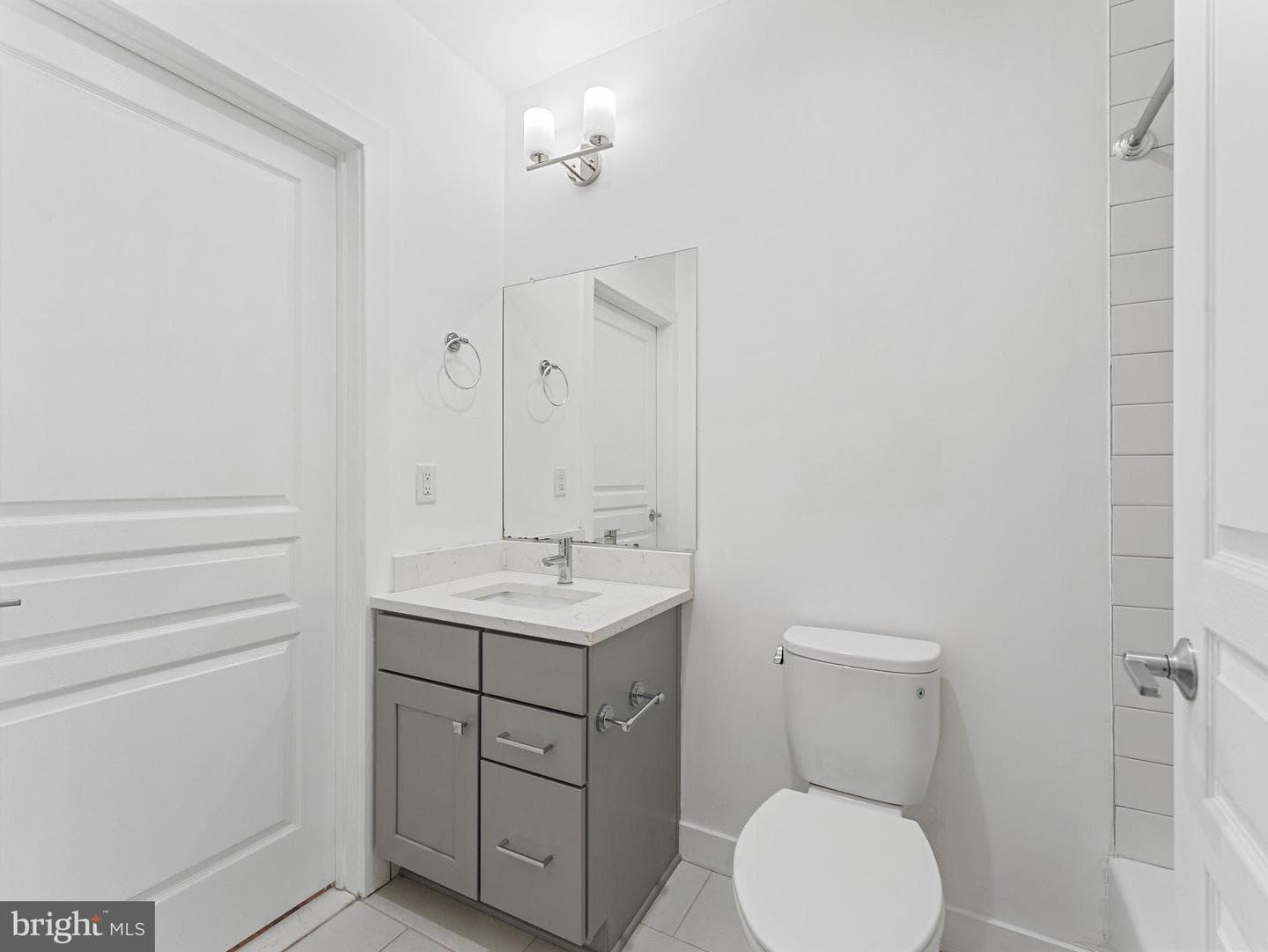 1429 S Lawrence Terrace photo 10