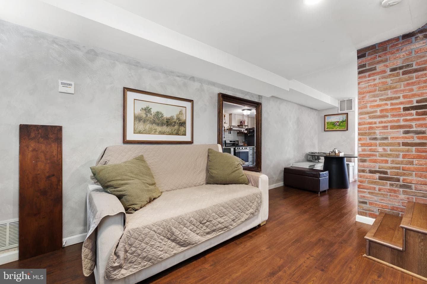 833 Kater Street photo 7