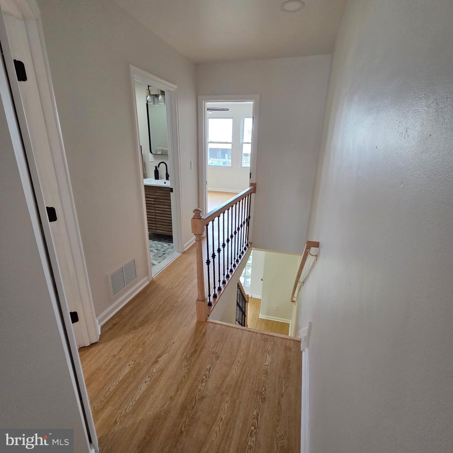 5712 Dunlap Street photo 46