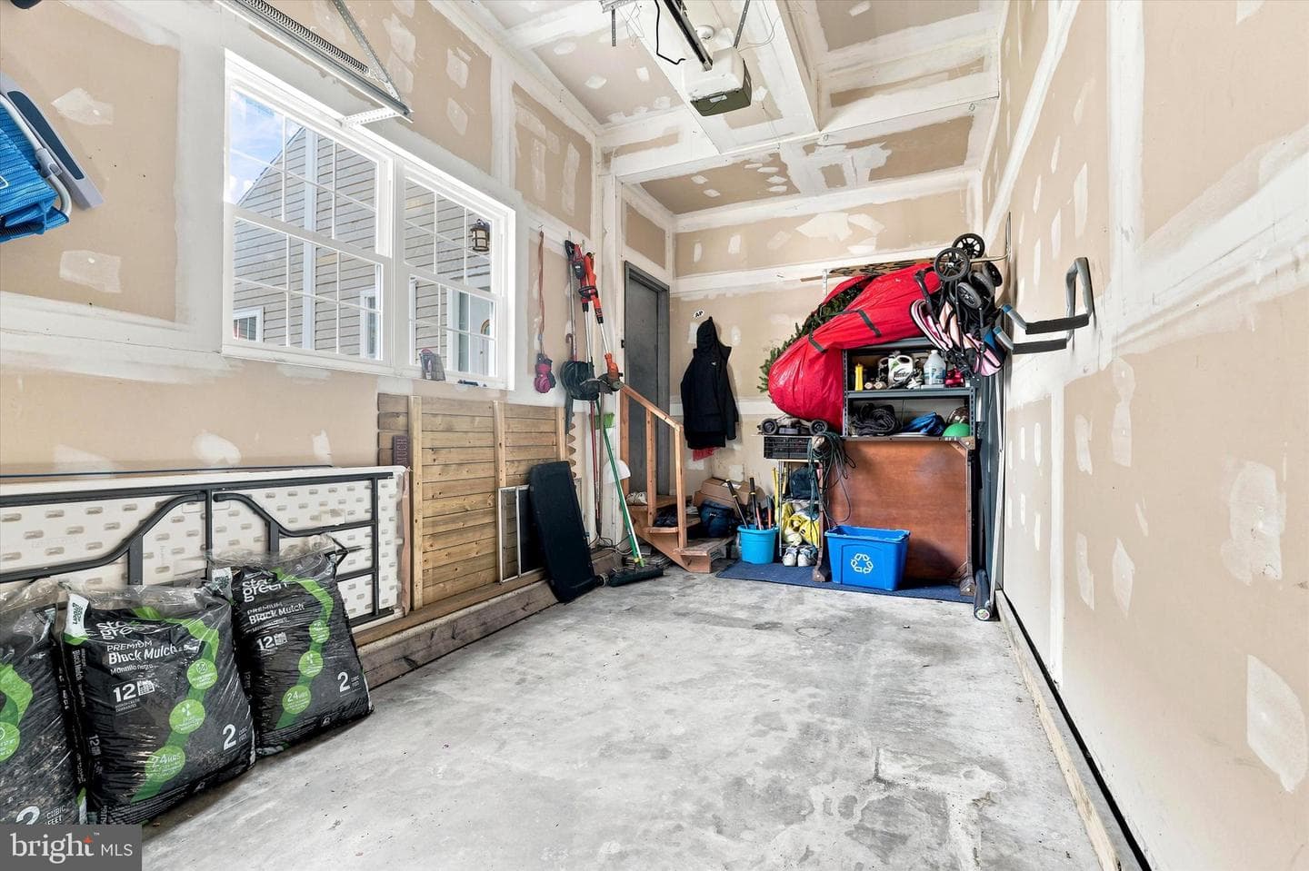 444 Moyer Street photo 30