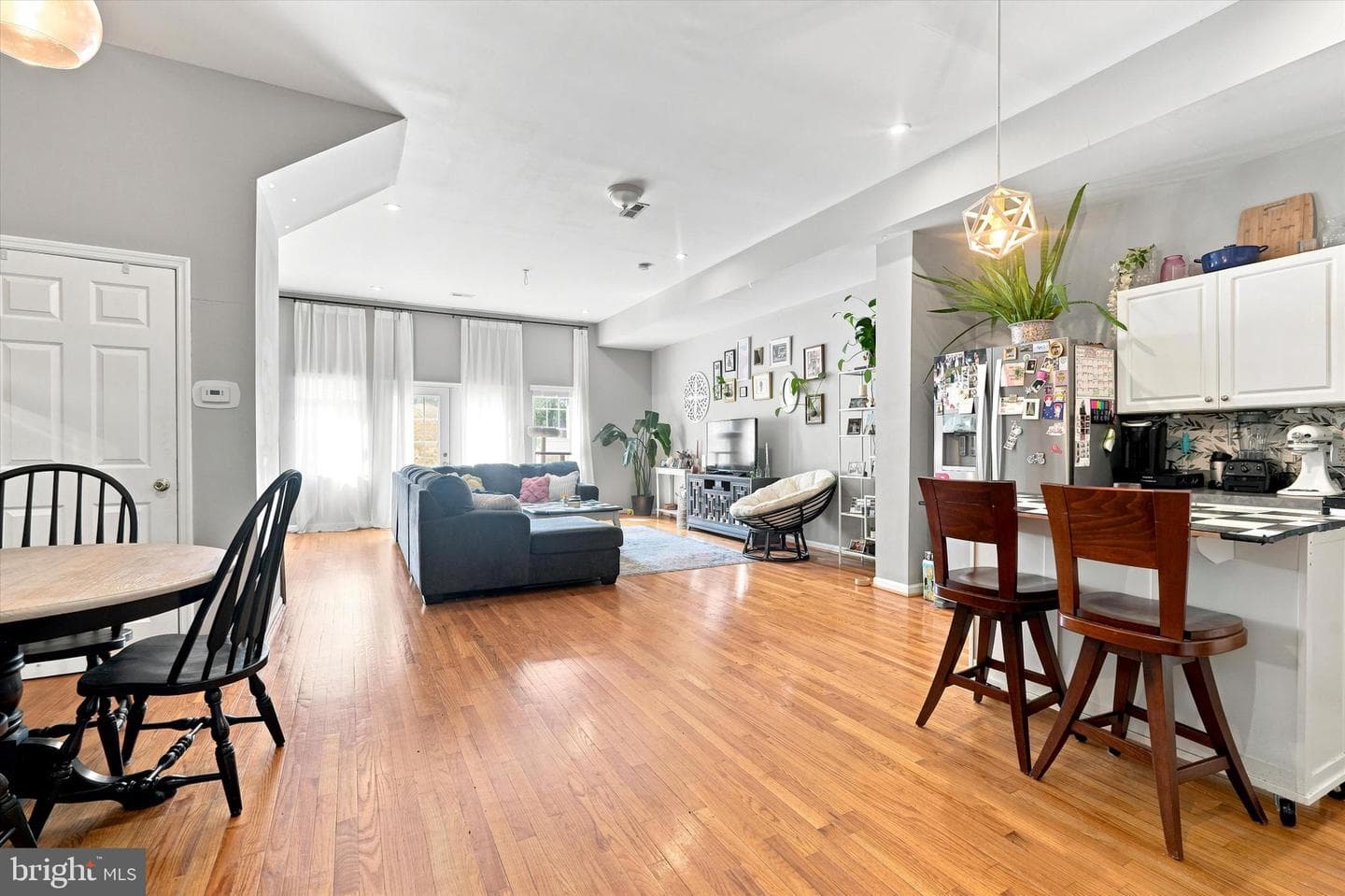 444 Moyer Street photo 5