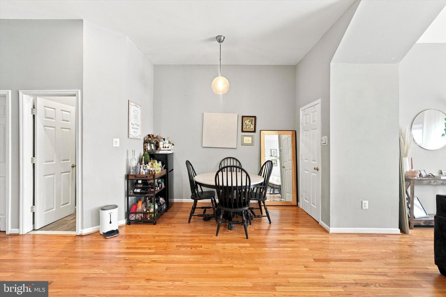 444 Moyer Street photo 8
