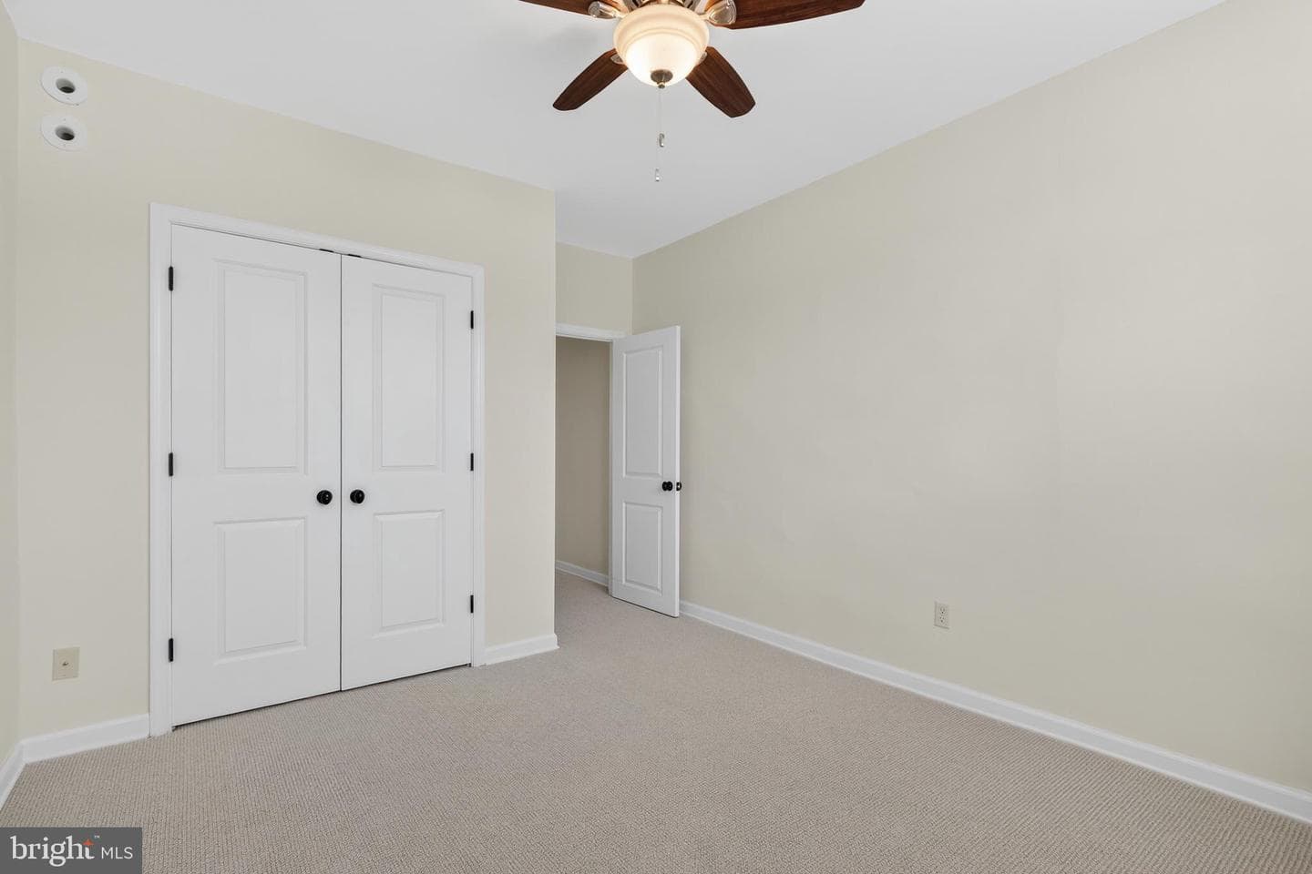 2643 S 15th Street photo 17