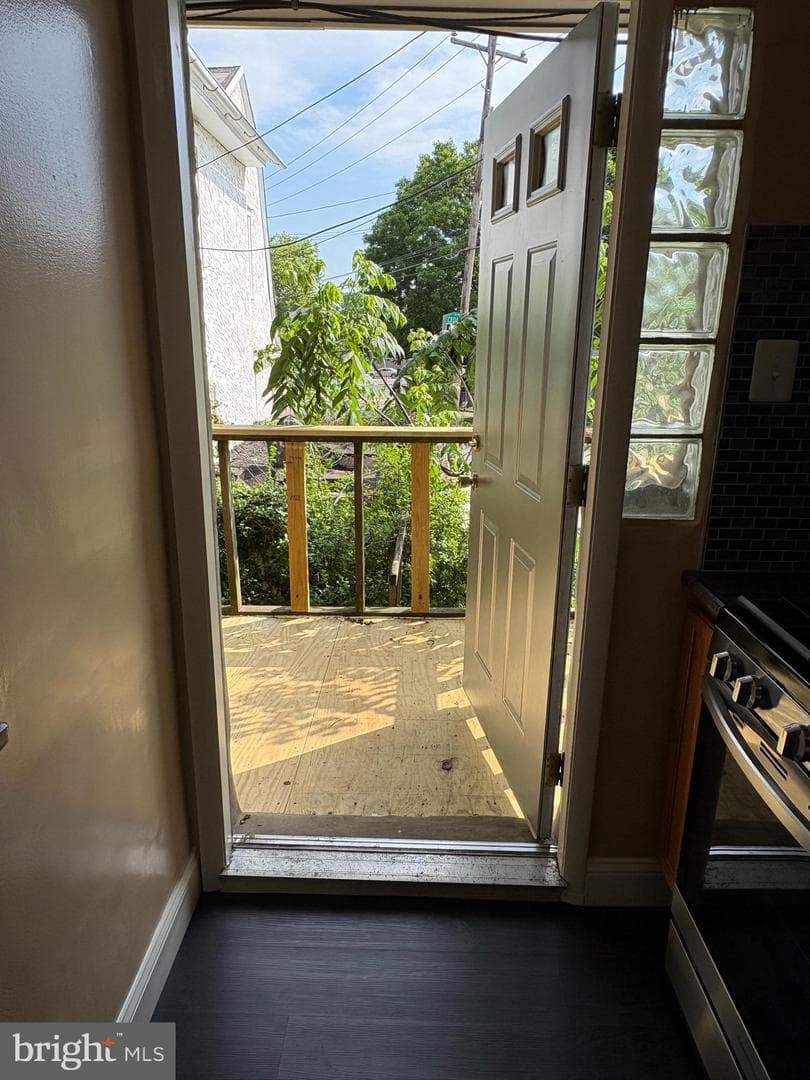 7803 Argus Road photo 13