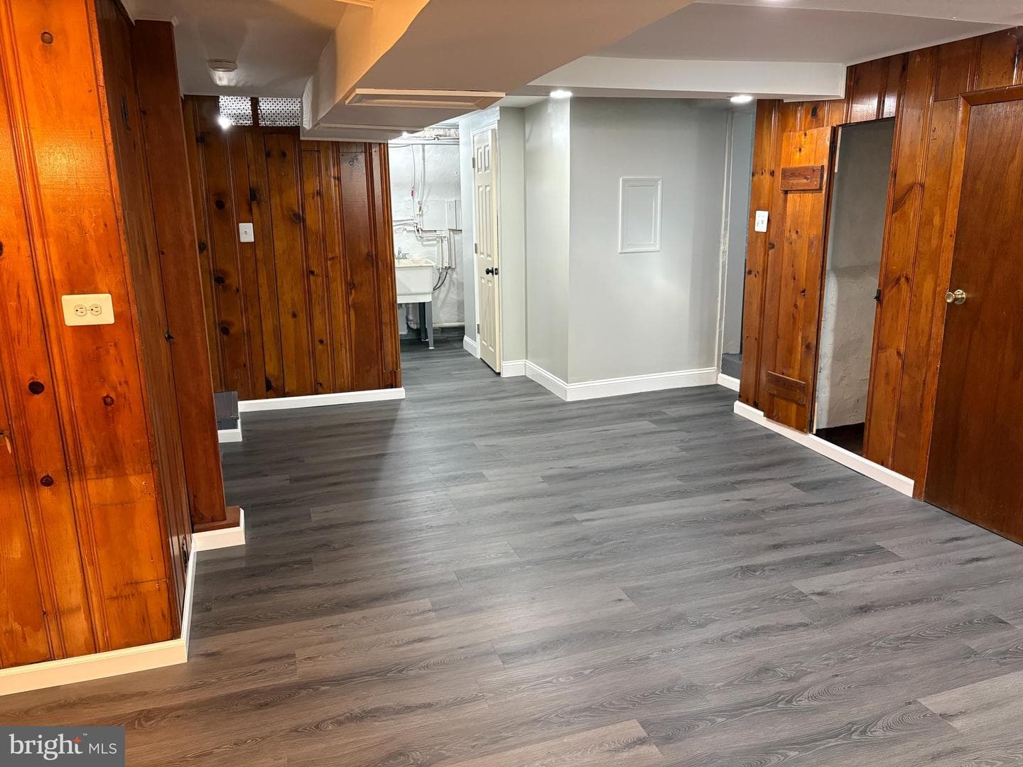 7803 Argus Road photo 20