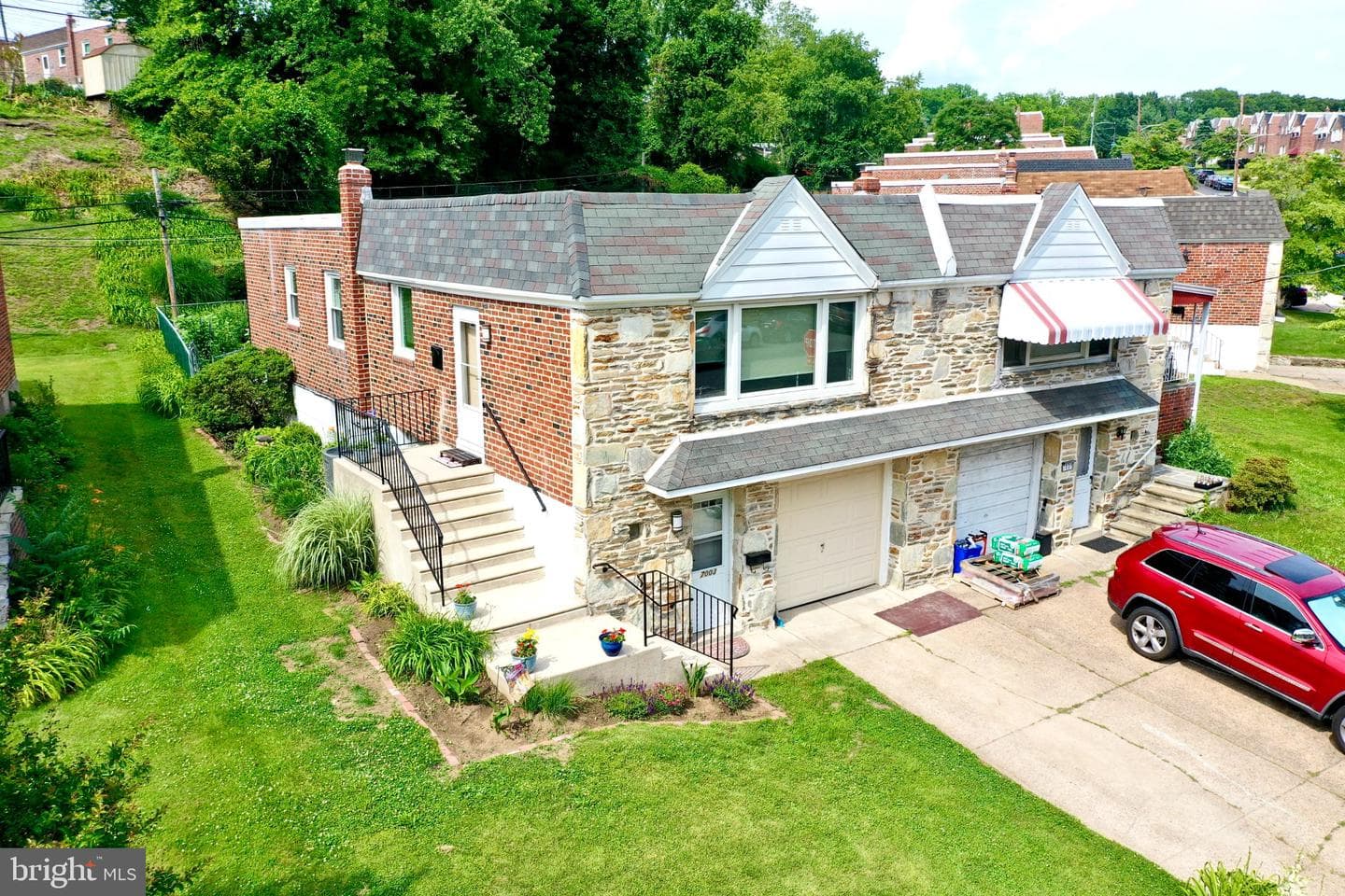 7003 Valley Avenue photo 3