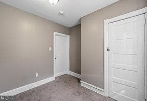 1635 Etting Street photo 18