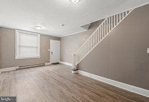1635 Etting Street photo 6
