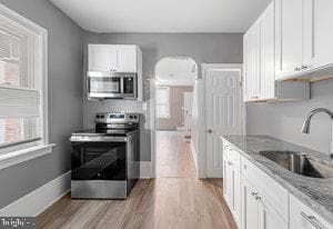 1635 Etting Street photo 8