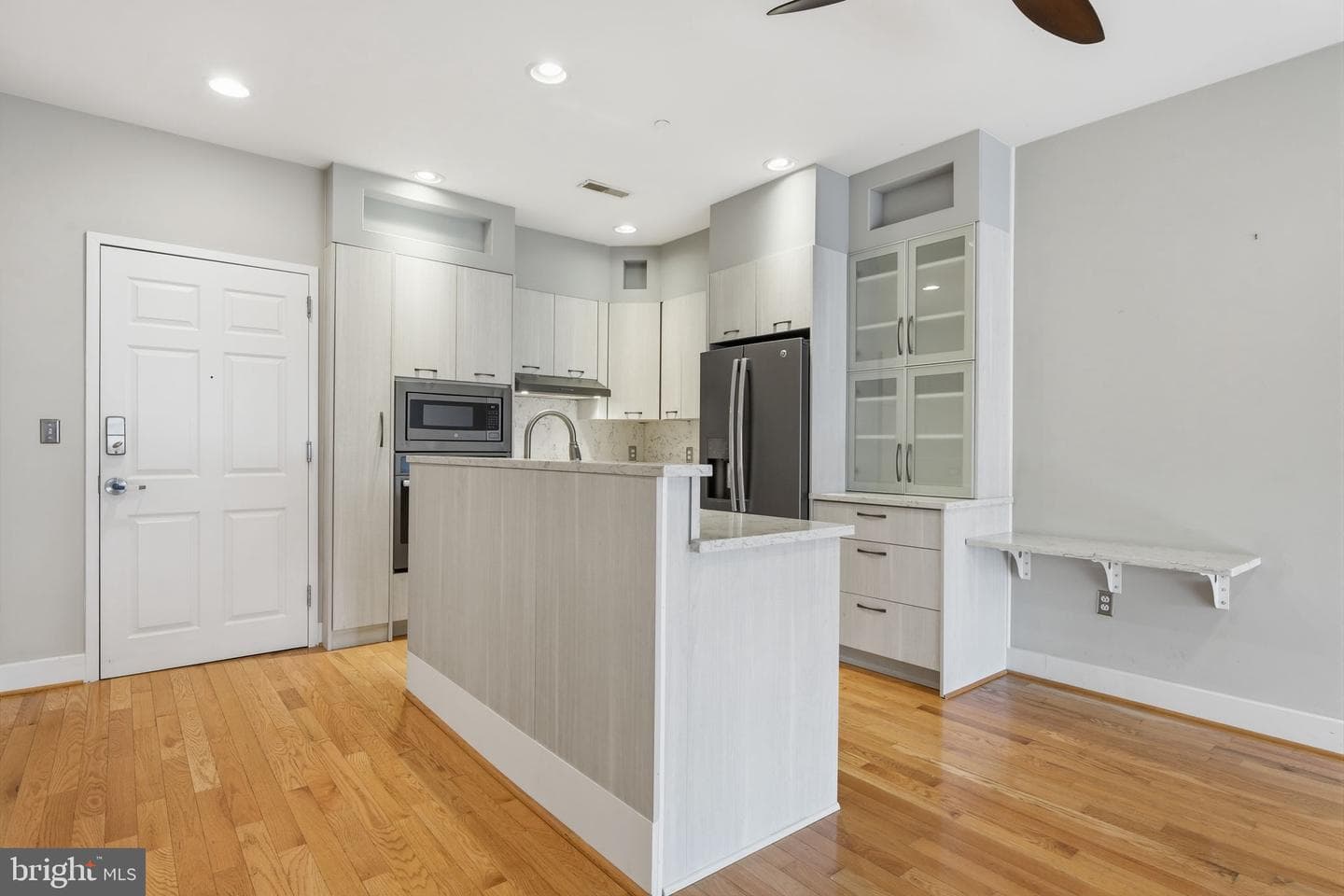 714 Bainbridge Street #14 photo 8