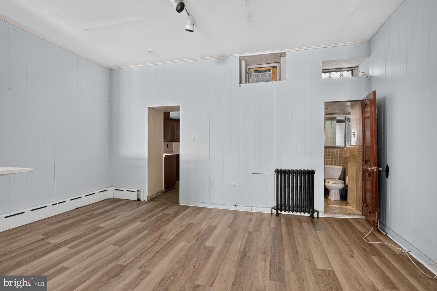 1147 S 10th Street photo 9