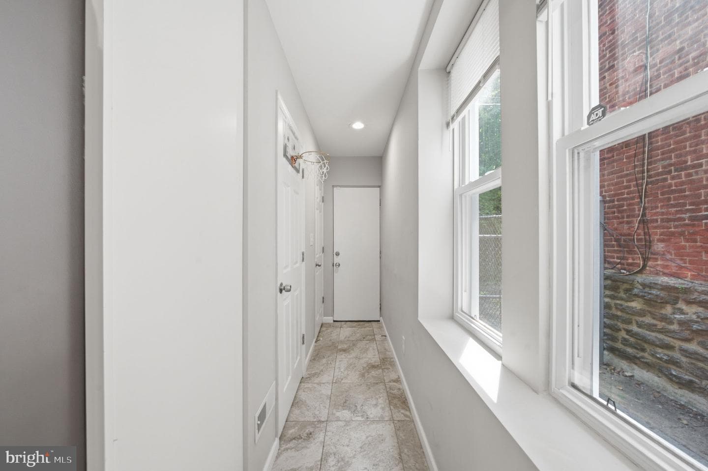 6114 Ross Street photo 12