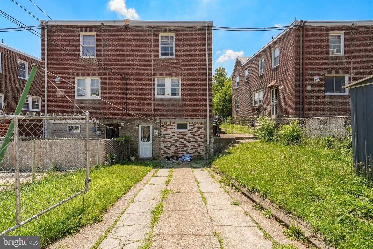 1313 Friendship Street photo 3