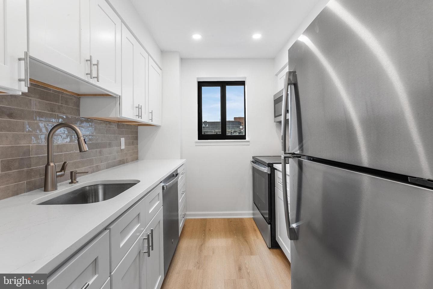 1420 Locust Street #9r