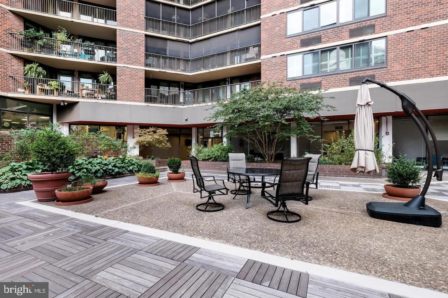 1420 Locust Street #9r photo 27