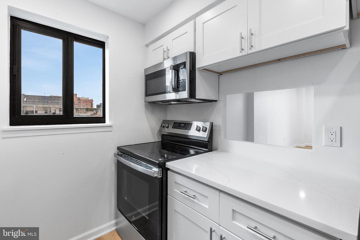 1420 Locust Street #9r photo 3