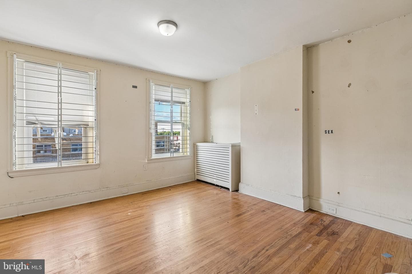 2110 W Chew Avenue photo 20