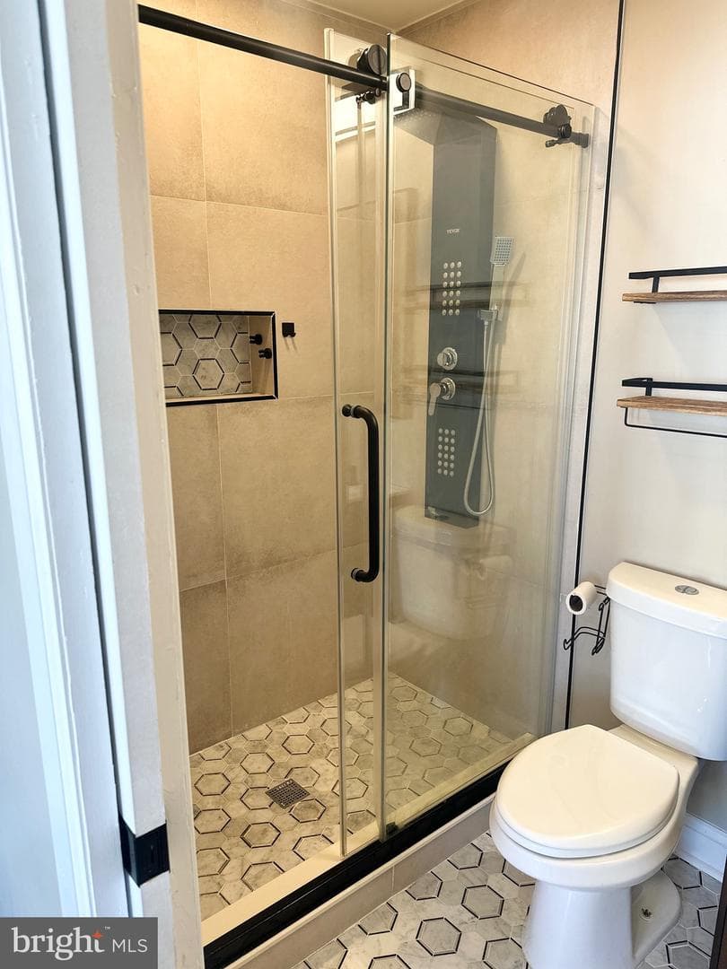 3107 N Taylor Street photo 17