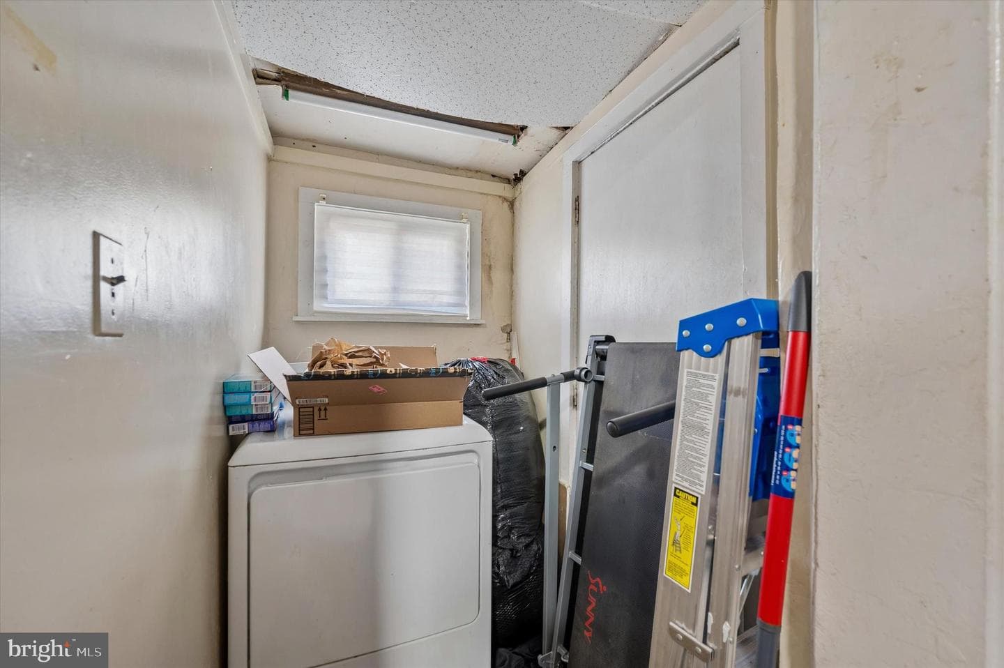 143 W Spencer Avenue photo 11