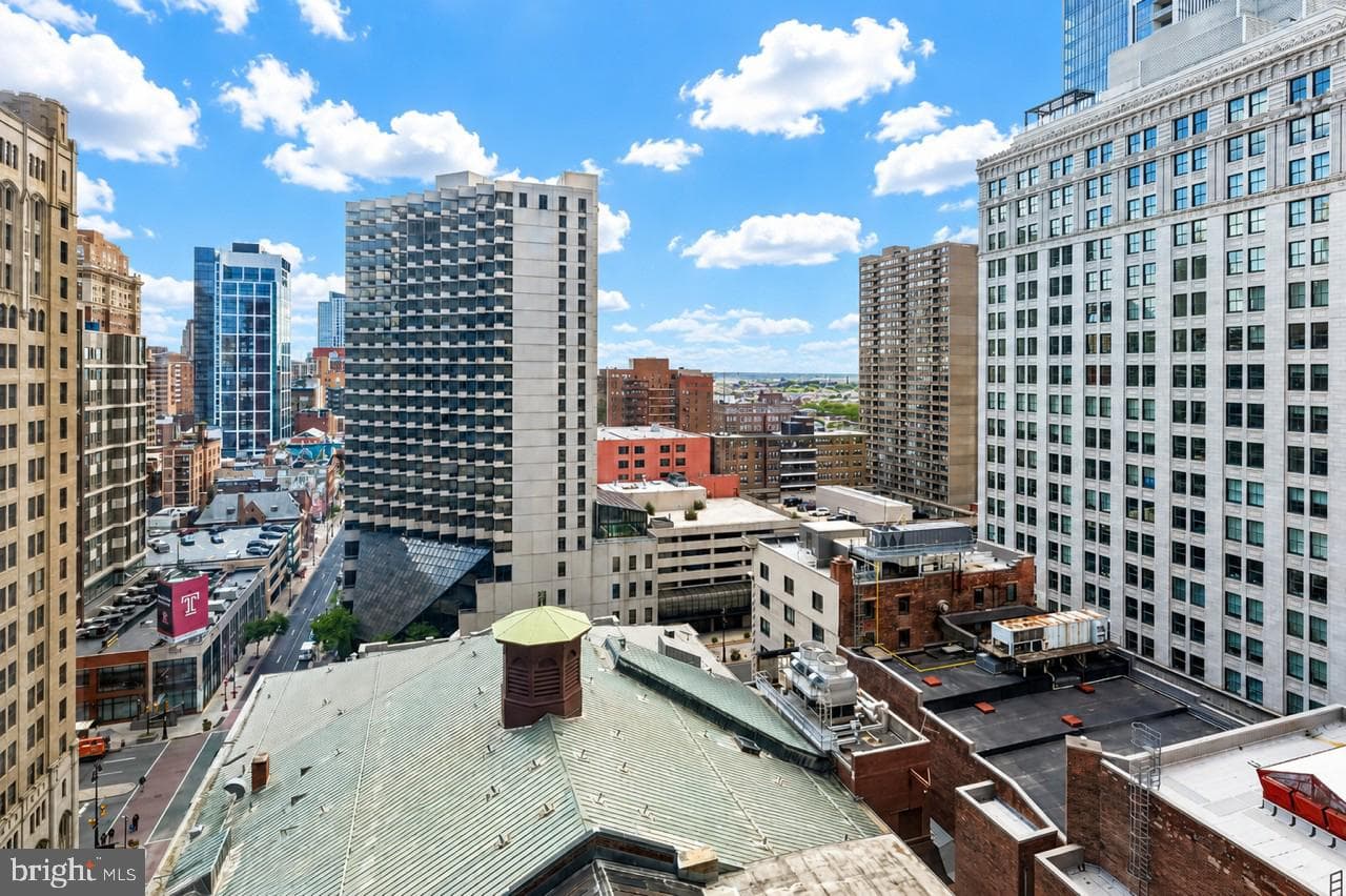 1420 Locust Street #17b photo 12