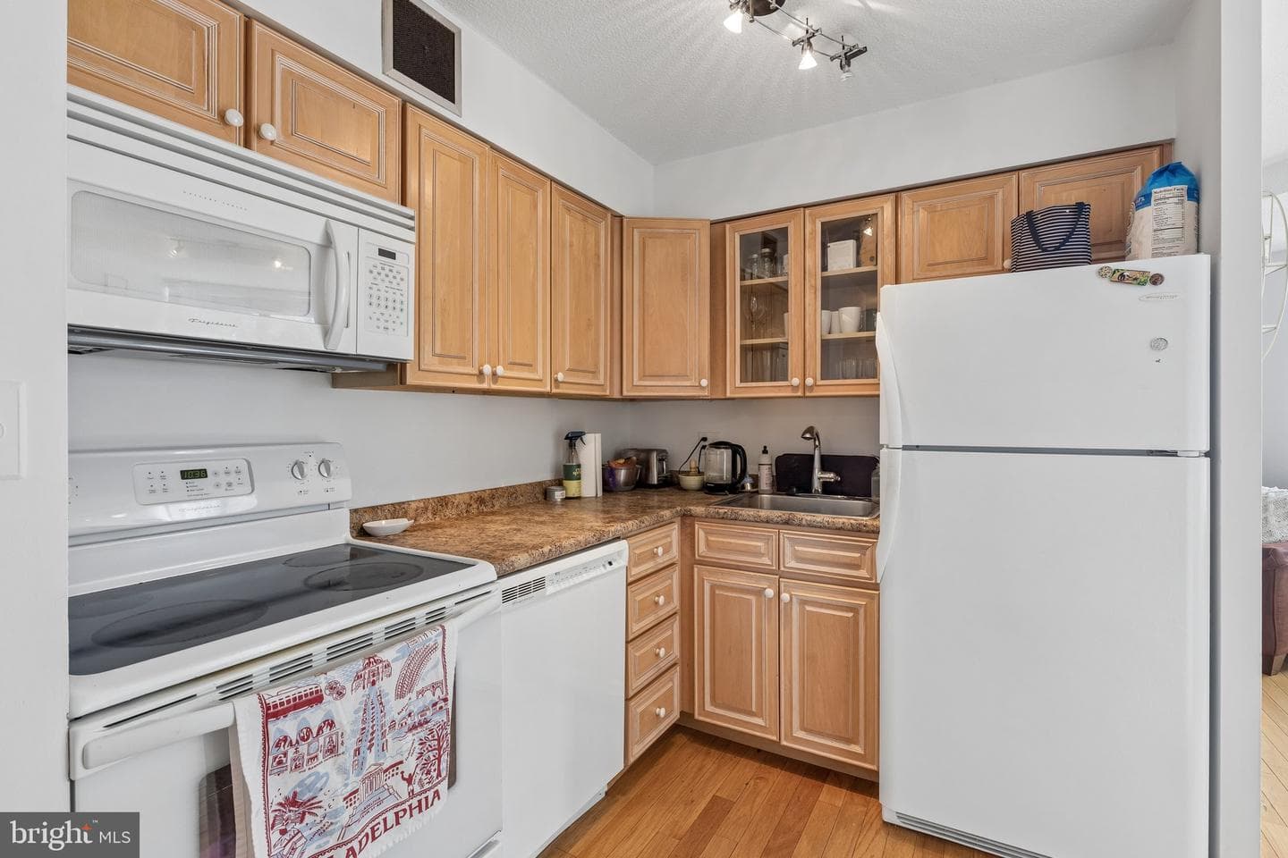 1420 Locust Street #17b photo 6