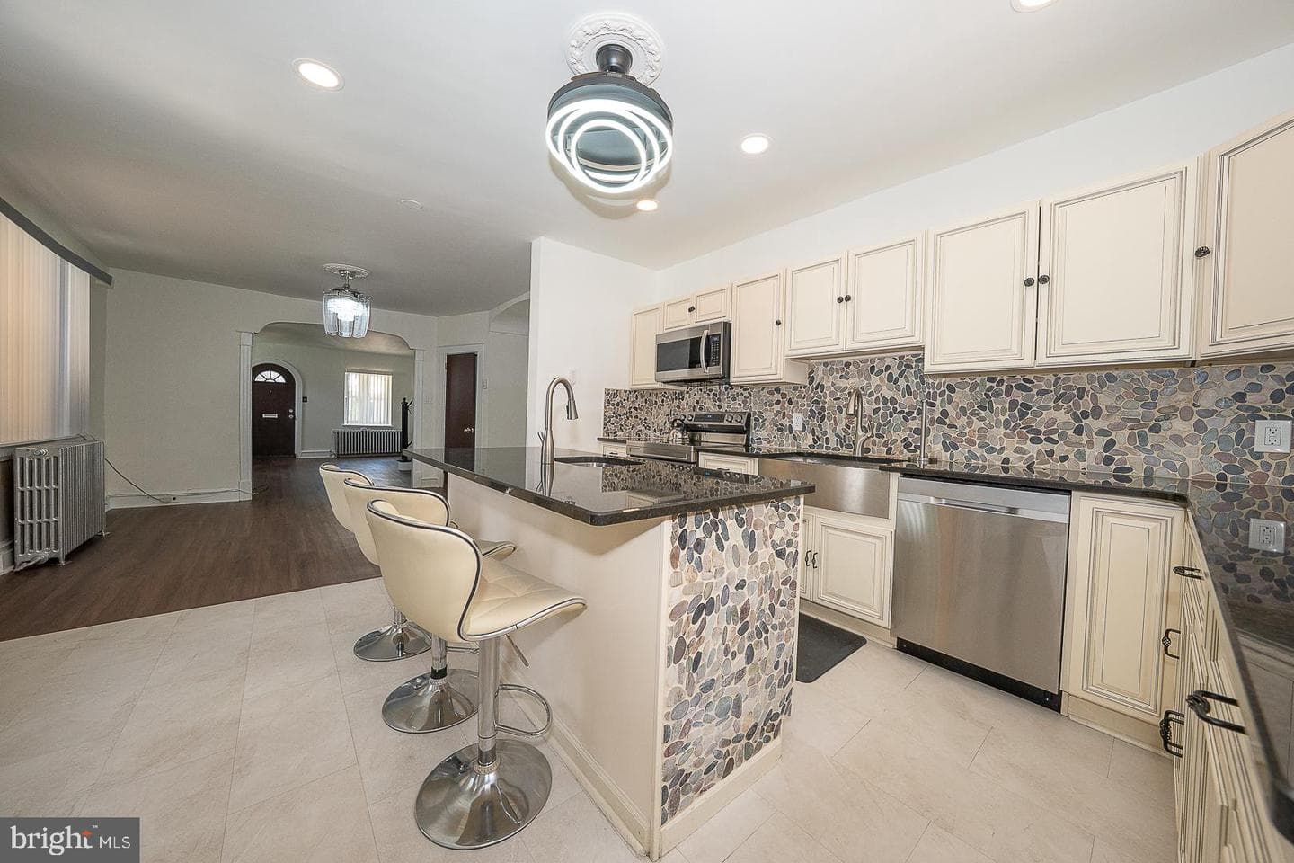 5652 Mcmahon Street photo 14