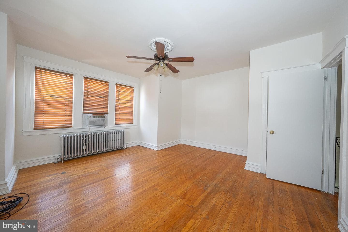 5652 Mcmahon Street photo 20