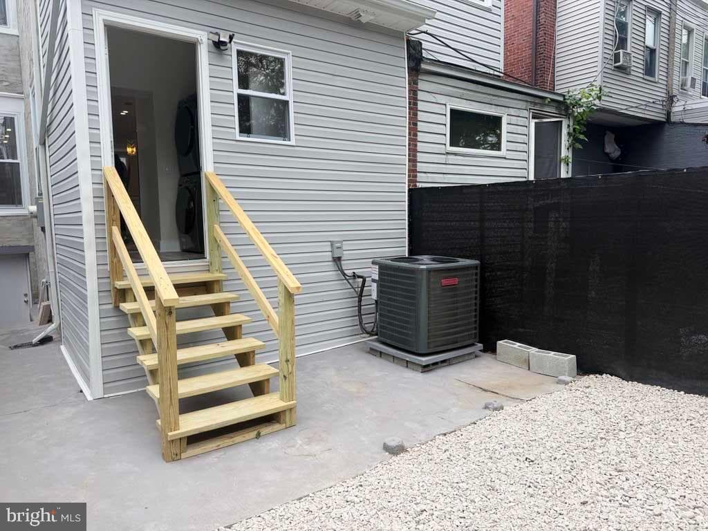 6028 Cedar Avenue photo 32