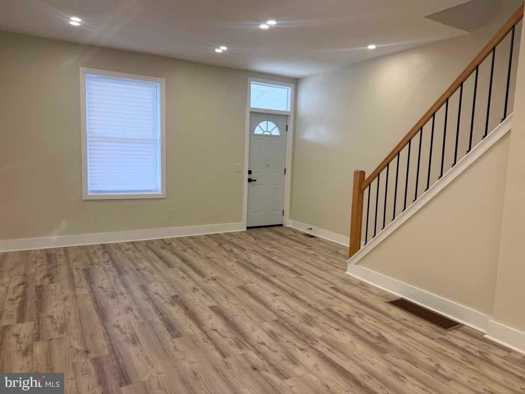 6028 Cedar Avenue photo 6