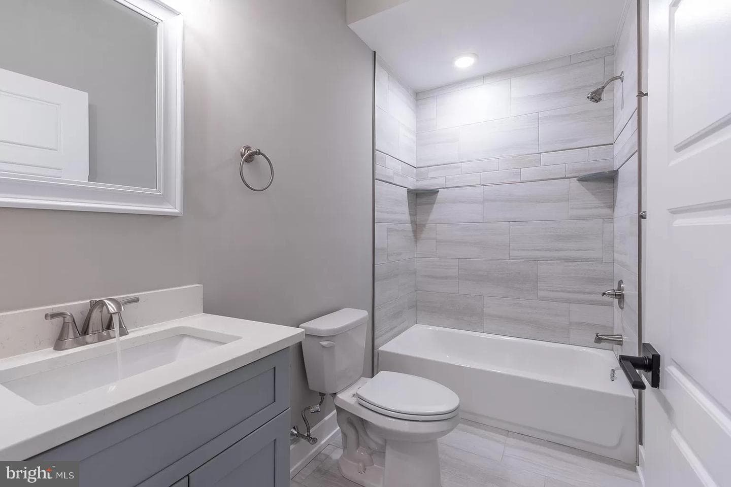 2406 N Howard Street photo 11