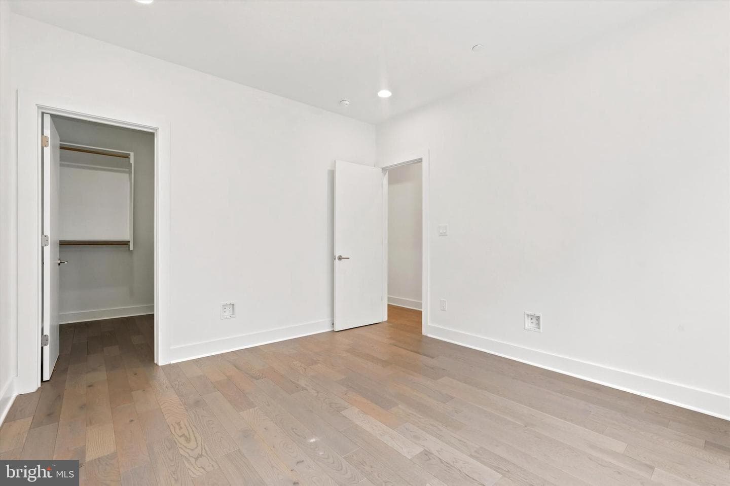 1420 S Howard Street photo 21