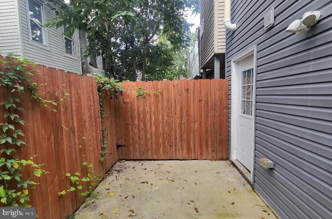 1728 N Stillman Street photo 39